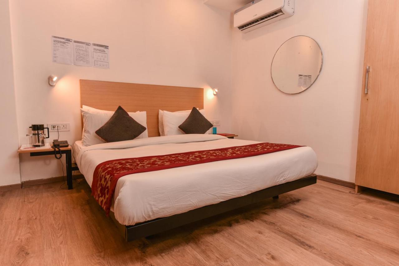 Hotel Admire Inn "Near Atal Chowk, Sector 15, Vasundhara" 가지아바드 외부 사진